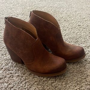 Korks Gemini Brown Snake Print Bootie